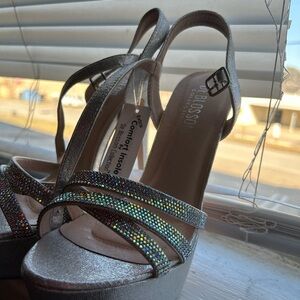 De Blossom Collection Silver and Multicolor Heels